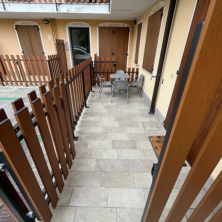 Ca' Nildes Apartment Clusane Bagian luar foto