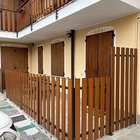Ca' Nildes Apartment Clusane Bagian luar foto
