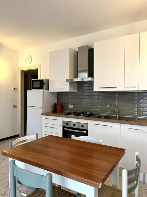 Ca' Nildes Apartment Clusane Bagian luar foto